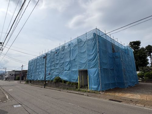 妙高市の外壁・鉄部塗装が完了｜建物全体のまとまりを意識して仕上げました②